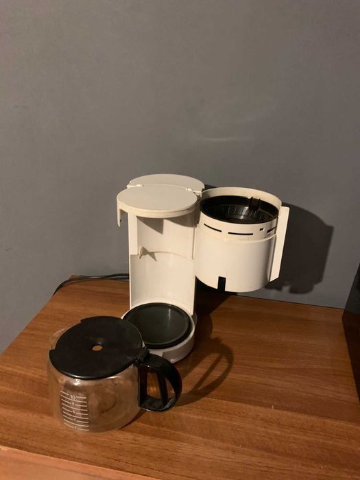 Кофеварка BRAUN ,