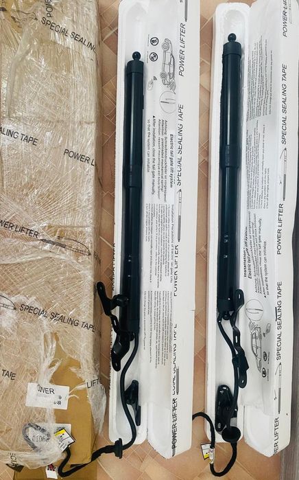 Торсион электрический багажника амортизатор Rav 4 Highlander Lexus Rx