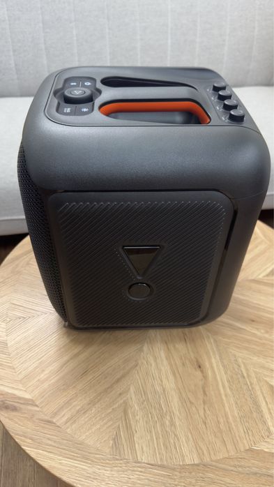 Jbl partybox encore с микрофоном