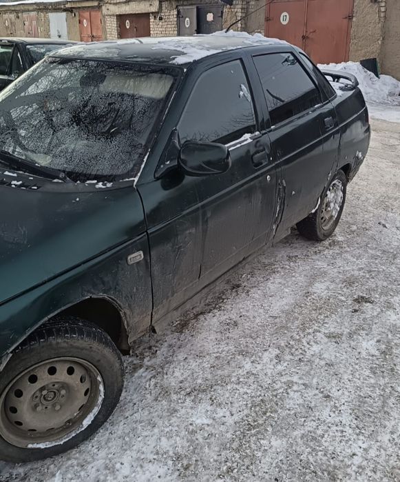 Продам машину на запчасти