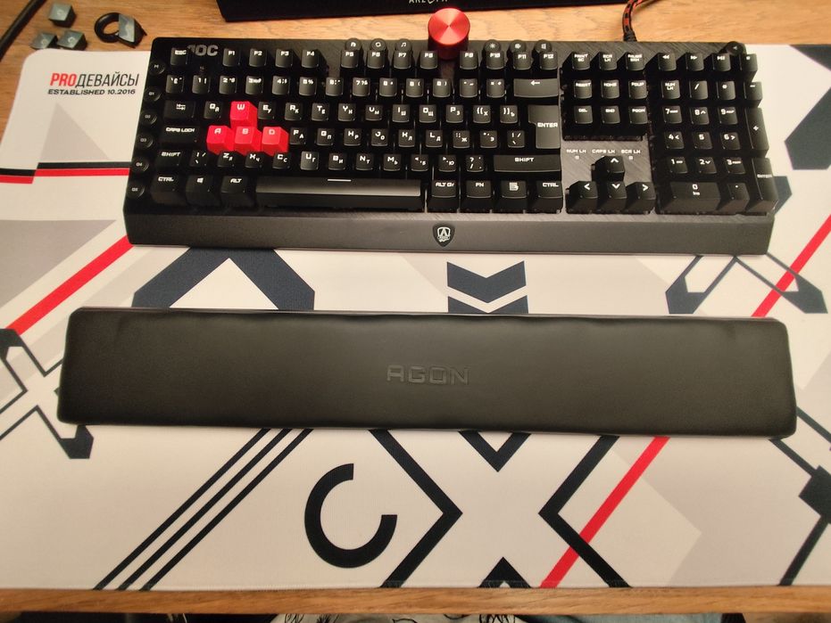 Aoc akg700 cherry mx red