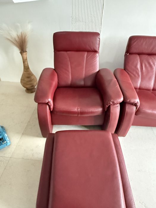 Canapea piele impecabila
