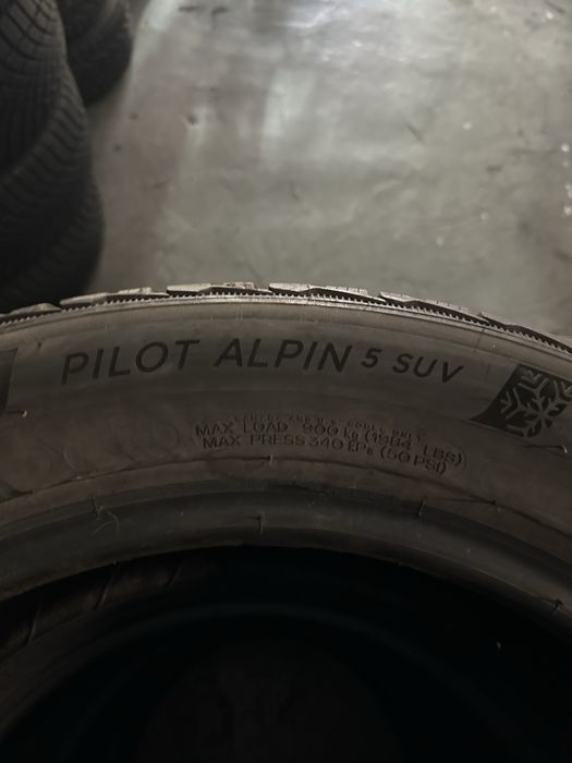 Vand set anvelope Michelin Pilot Alpin 5 SUV 235/55r18