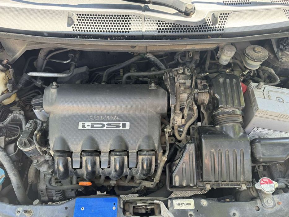 Honda Jazz 1.4i на части