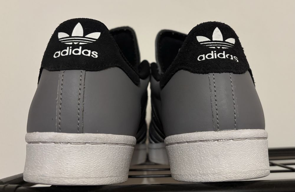 Adidas Superstar 40  2/3