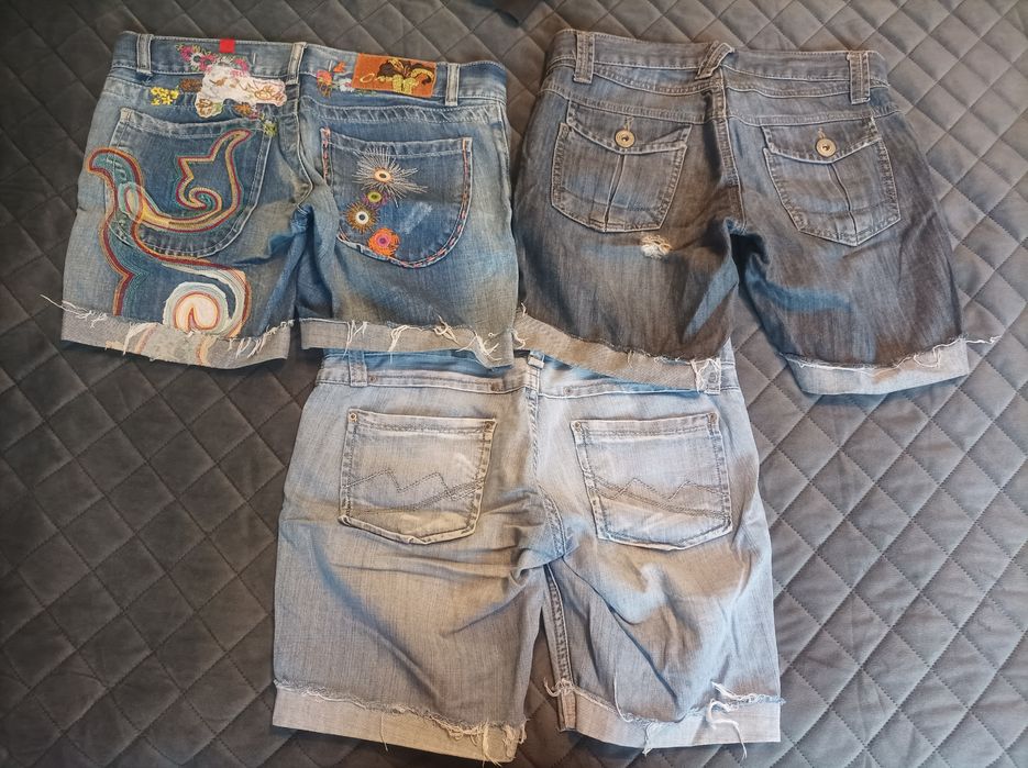 Къси дънкови панталони