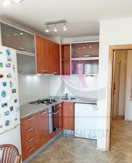 Дава се под наем Двустаен апартамент в Варна, Зимно кино Тракия - 60 кв.м за 486 € - Снимка #1