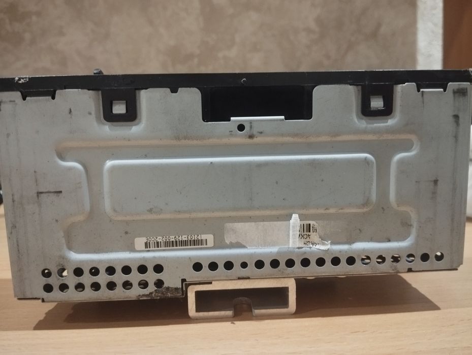 Продам магнитолу pioneer