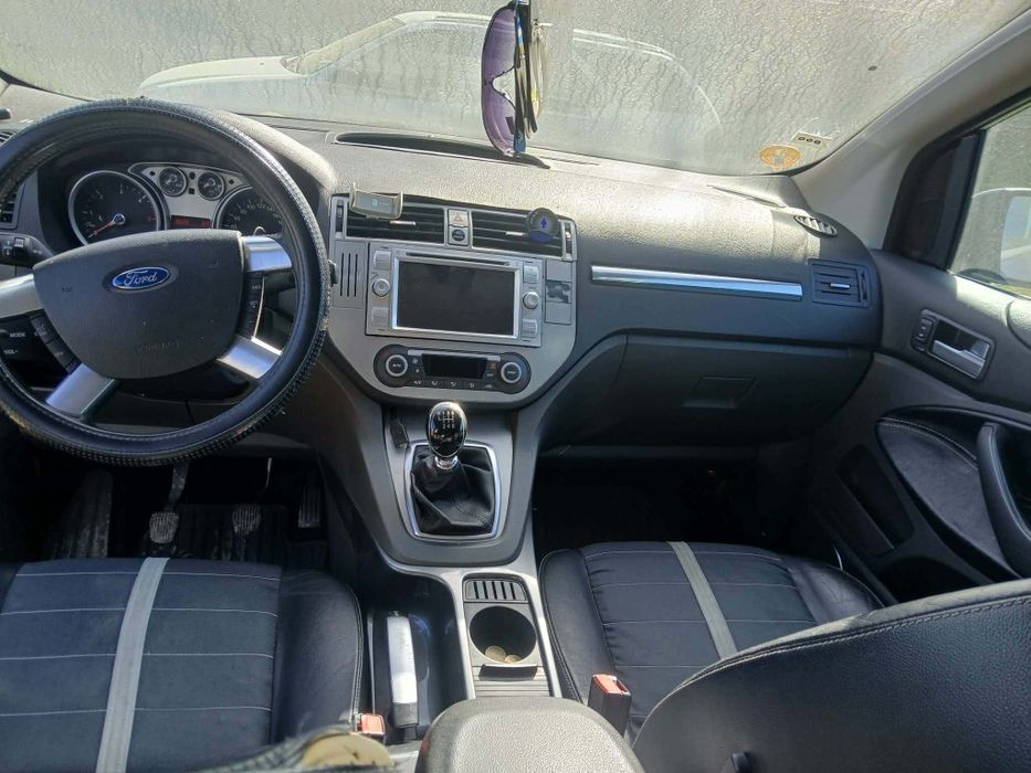 Ford kuga (4×4)permanent