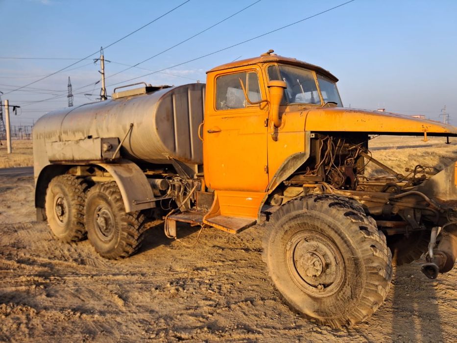 Продается Урал бензовоз