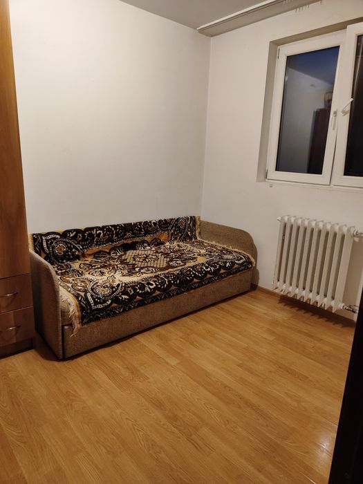 inchiriez apartament cu 2 camere