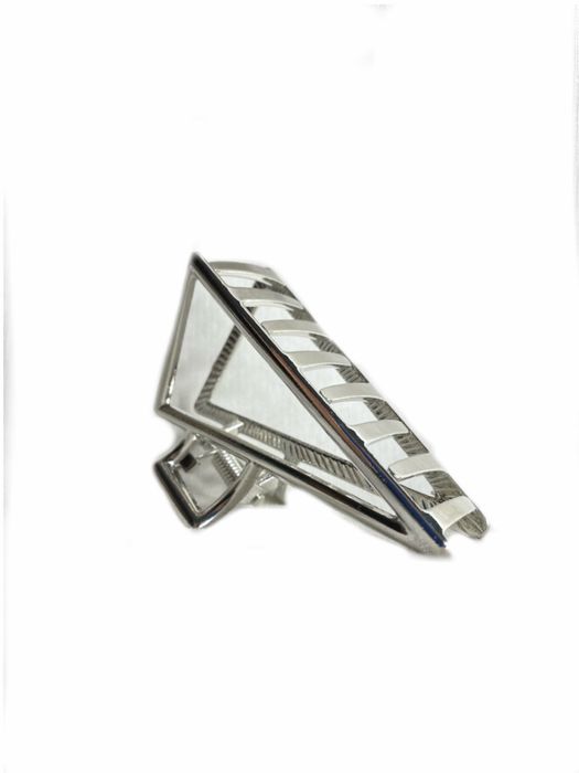 Заколки для волос