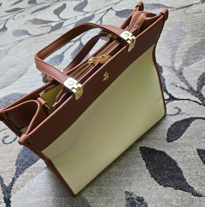 Geanta dama Polo Beverly Hills Club noua , achizitionata din UK