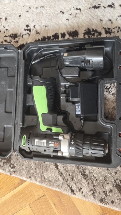 Винтоверт 12vLi-ion  Deutz Koffer