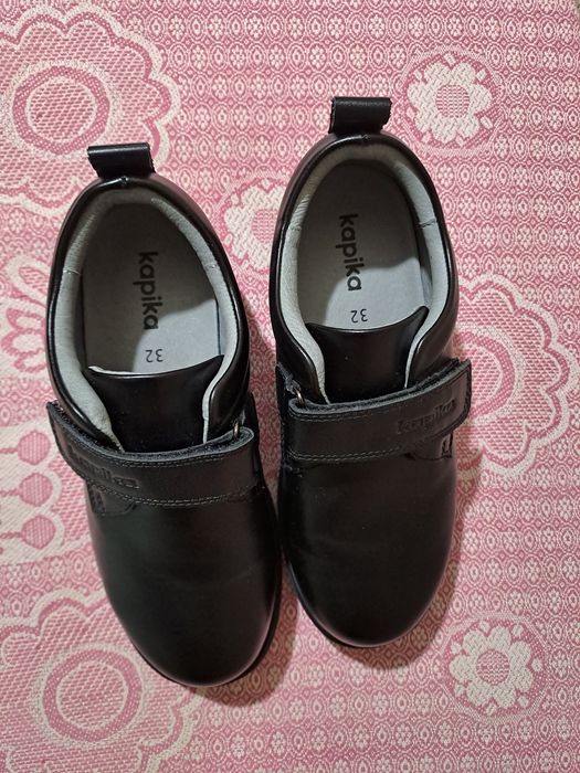 Продам школьные туфли Kapika для мальчика