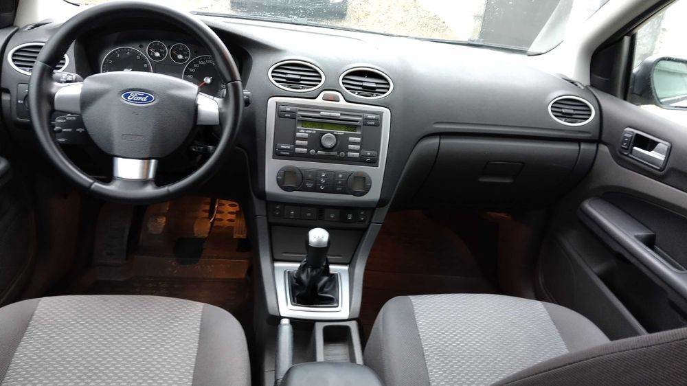 FORD FOCUS 1.6 benzina, 101 cp,2006, E 4, GPL, 5 usi, KEYLESS GO-ENTRY