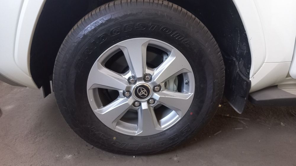 Продам колеса в комплекте