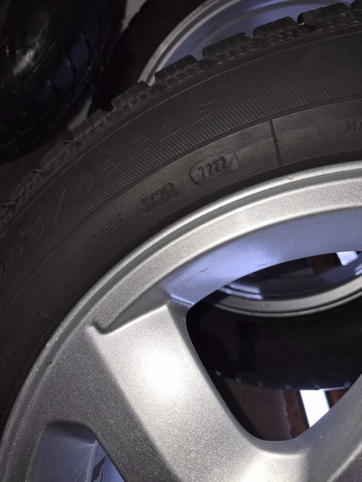 Джанти 16-цола Волво.