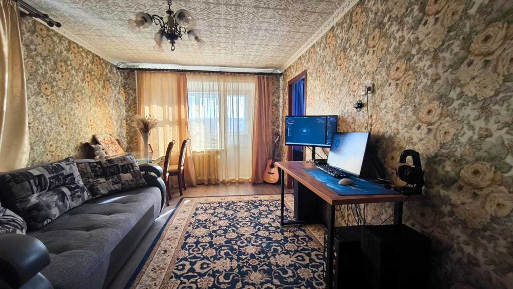 Продаю 2 ком квартиру по ул. Абая( р-н Акимата)