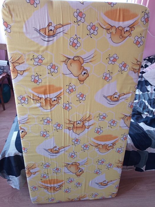 Детска количка и матрак за кошара нов