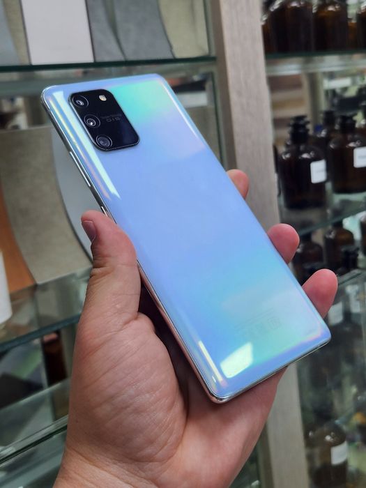 Samsung S10 Lite xotirasi 6/128Gb