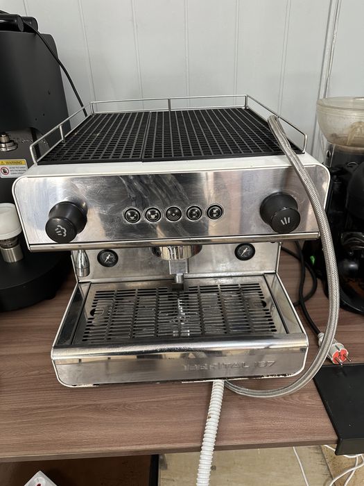 Продам кофемашину