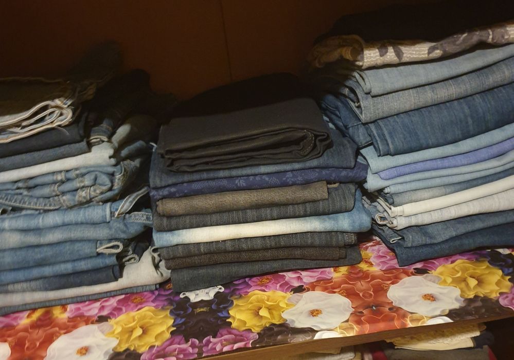 Blugi damă (diverse modele)