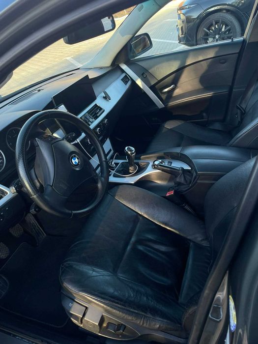 BMW Seria 5 - 525D