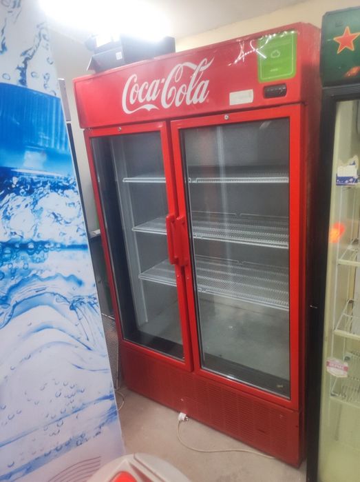 Холодильники стеклянные