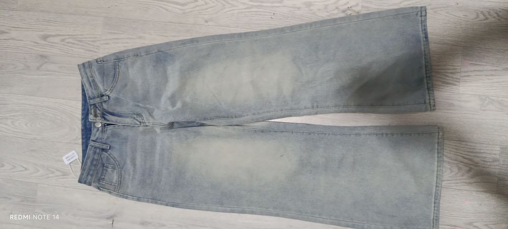 Продам новые джинсы