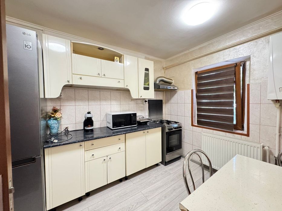 Inchiriez în regim hotelier apartament cu 2 camere