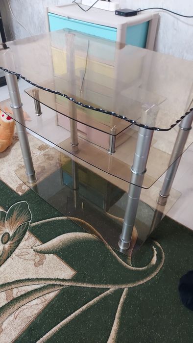 Срочно продам подставка под телевизор