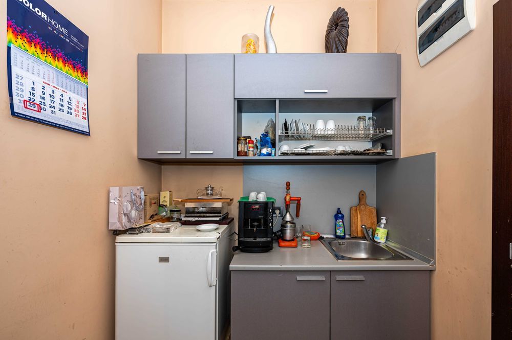 Продава се Магазин в Пловдив, Гагарин - 320 кв.м за 1370 €/кв.м - Снимка #4