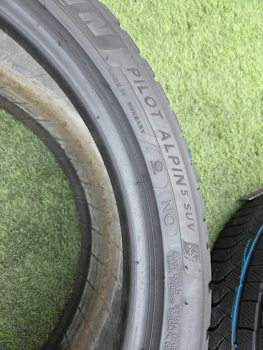 275 40 20 MICHELIN