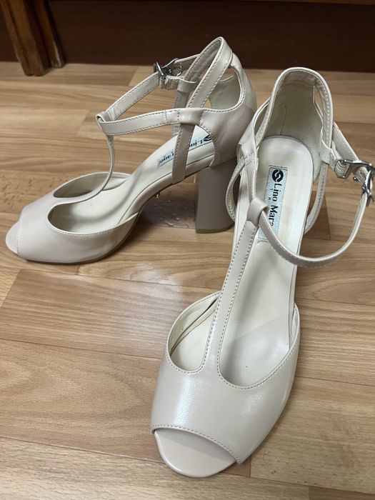 Туфли женские на каблуке