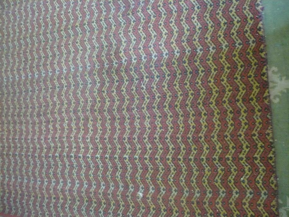 Палас (ковёр на пол) – размер  195 х 145 см.