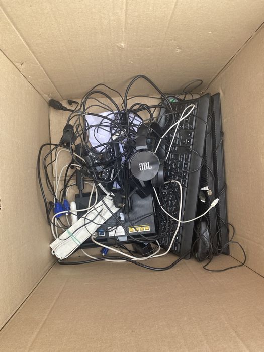 Продам  электронику