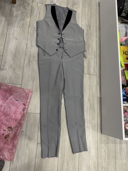 Мъжки елегантен костюм