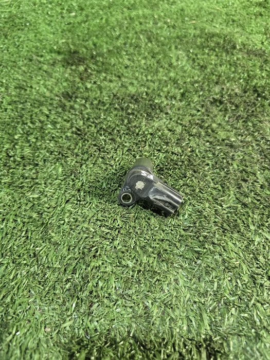 Датчик распредвала Мазда птичка ФС 626 Mazda FS