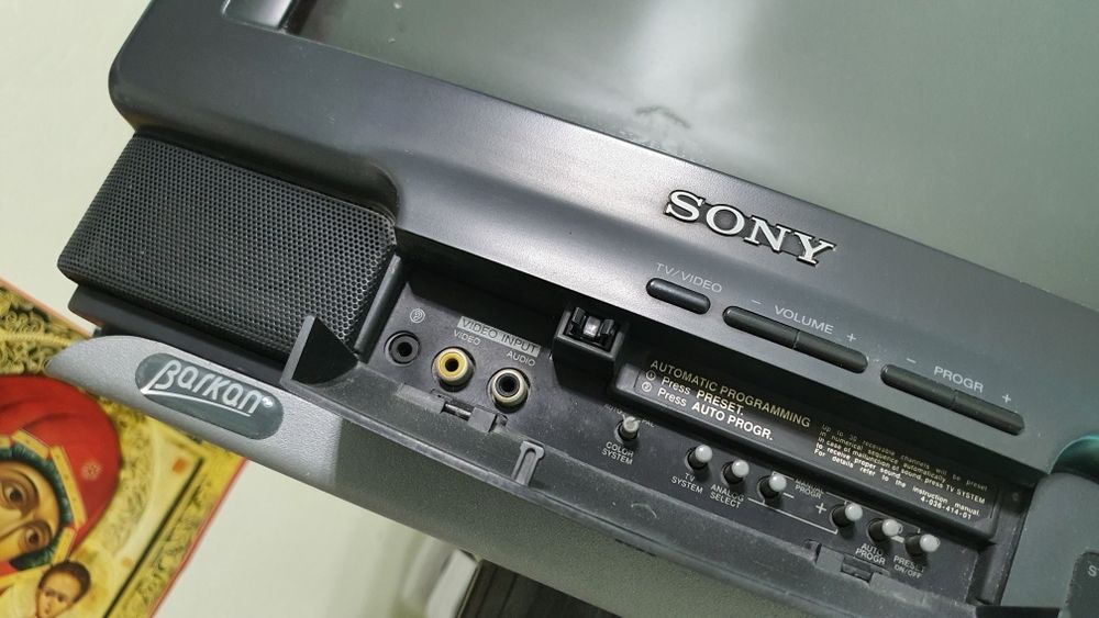 Телевизор  Sony Trinitron !