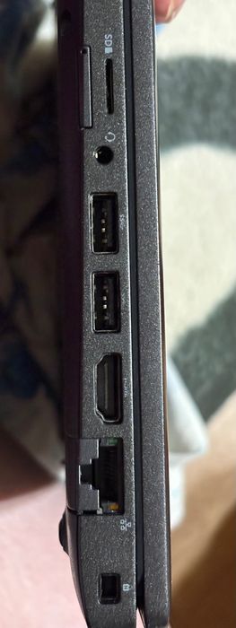 Laptop Dell Latitude 5400 cu 16GB RAM si 500GB SSD (Windows 11 Pro)