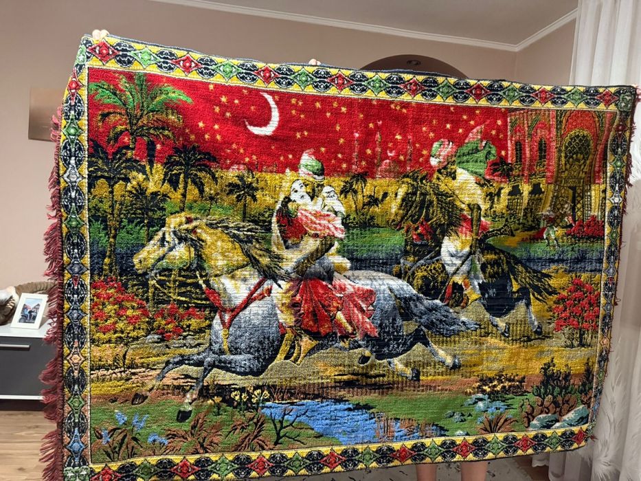 Vând Carpeta Rapirea din Serai nou-nouță, nefolosita!rasp doar la tel