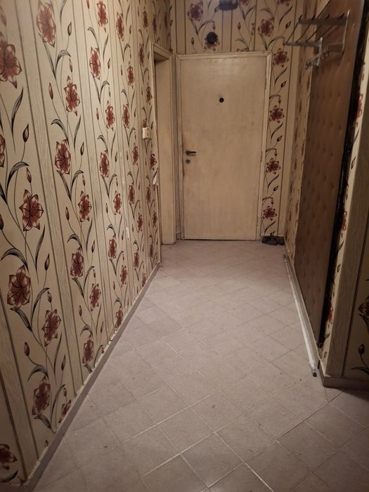 Продава се Тристаен апартамент в Кърджали, Център - 80 кв.м за 957 €/кв.м - Снимка #6