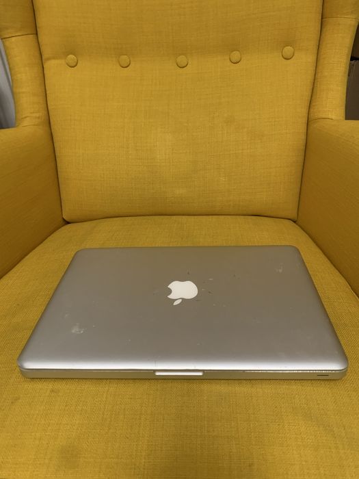 2 macbook 2 ipads si iphone 6s