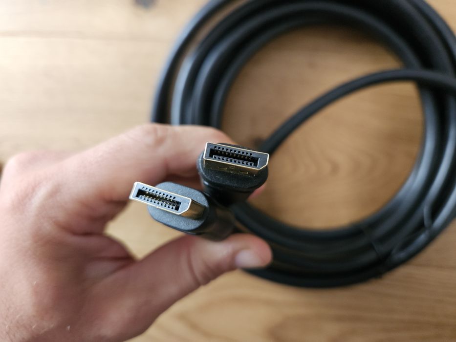 Cablu display port 8m