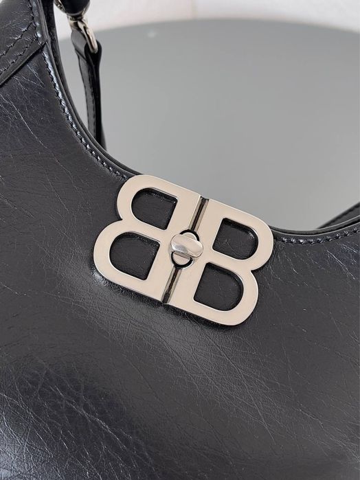 Geanta Balenciaga BB Soft Hobo