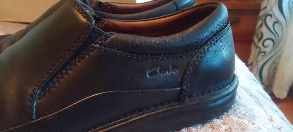 Продам мужские туфли