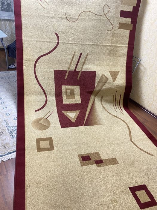 Продам  ковёр  б/у,  договорная