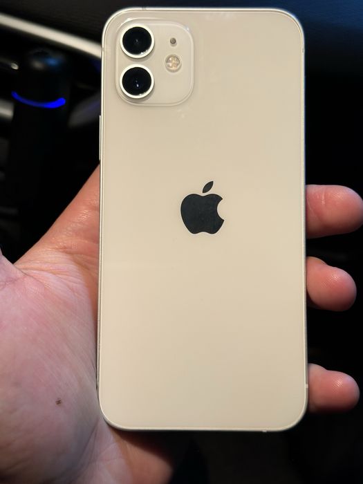 Iphone 12. srochna sotiladi