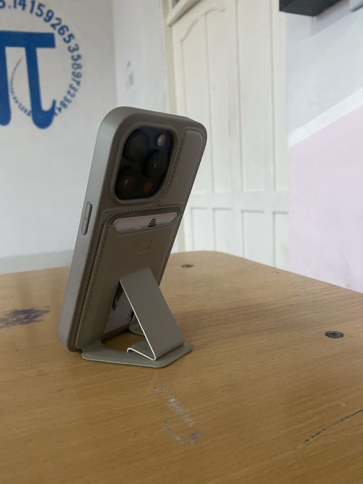 Iphone 15 pro келсм